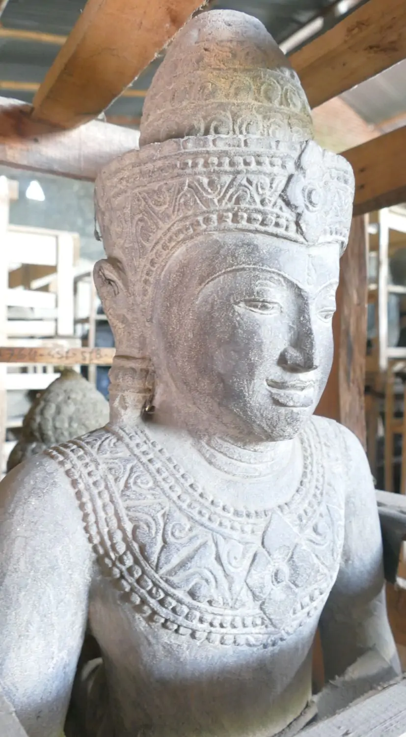  Product image 9 of the product “Sitting Buddha, Khmer Style, 71cm Height, Riverstone ”
